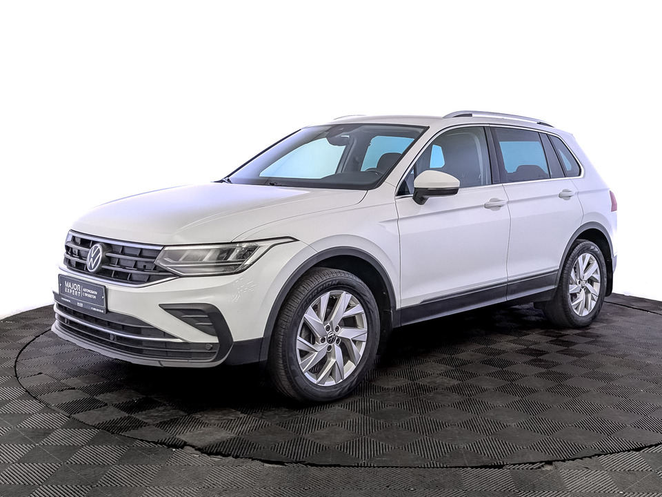 car-card-slide Volkswagen Tiguan 2021 94 988км фото №1