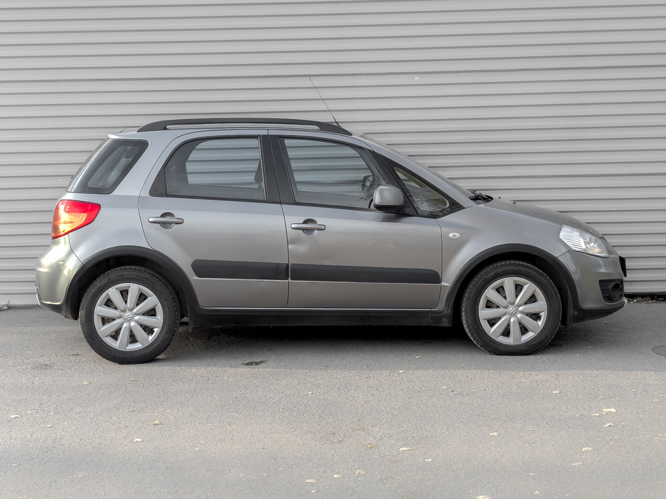 car-card-slide Suzuki SX4 2014 141 031км фото №4