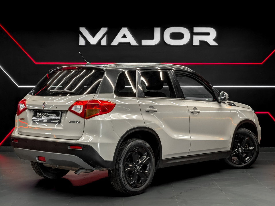 car-card-slide Suzuki Vitara 2018 134 411км фото №5
