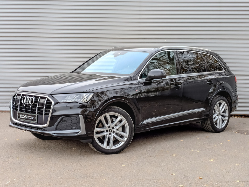 car-card-slide Audi Q7 2023 55 750км фото №1