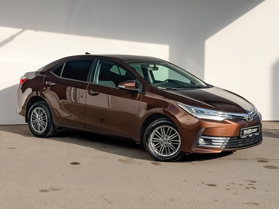 car-card-slide Toyota Corolla 2018 107 942км фото №3