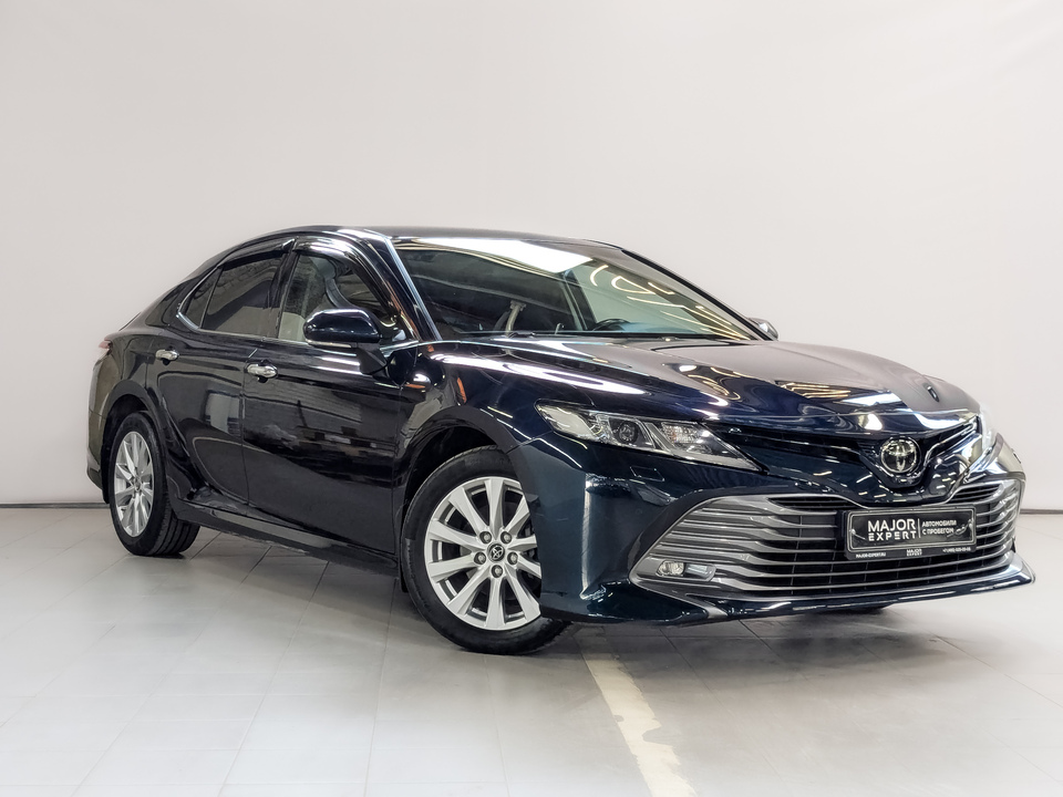 car-card-slide Toyota Camry 2018 126 545км фото №3