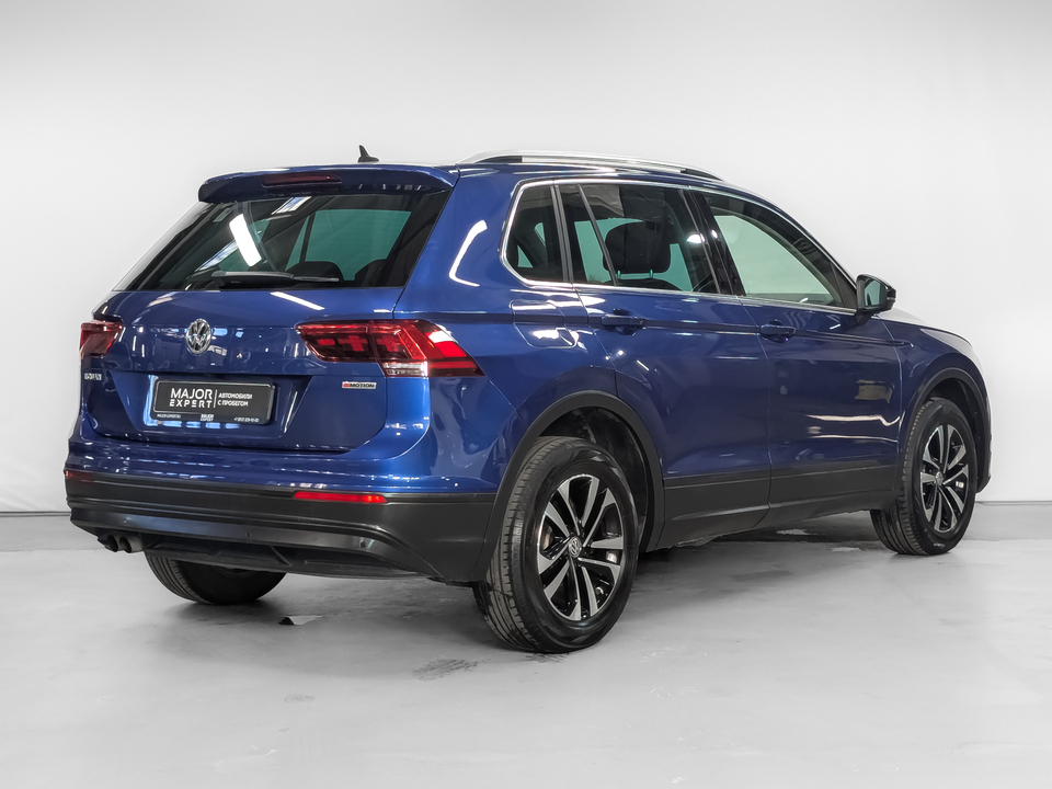 car-card-slide Volkswagen Tiguan 2019 115 400км фото №5