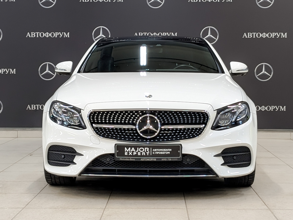 Mercedes-Benz E-Класс 2020 61 079км фото №2