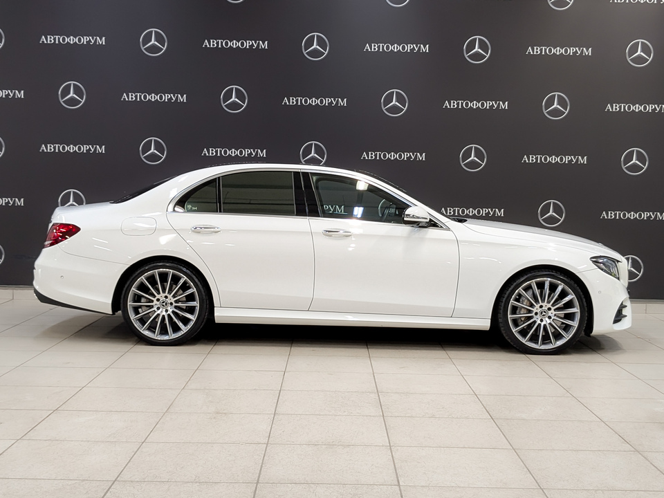 Mercedes-Benz E-Класс 2020 61 079км фото №4