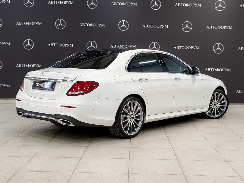 Mercedes-Benz E-Класс 2020 61 079км фото №5