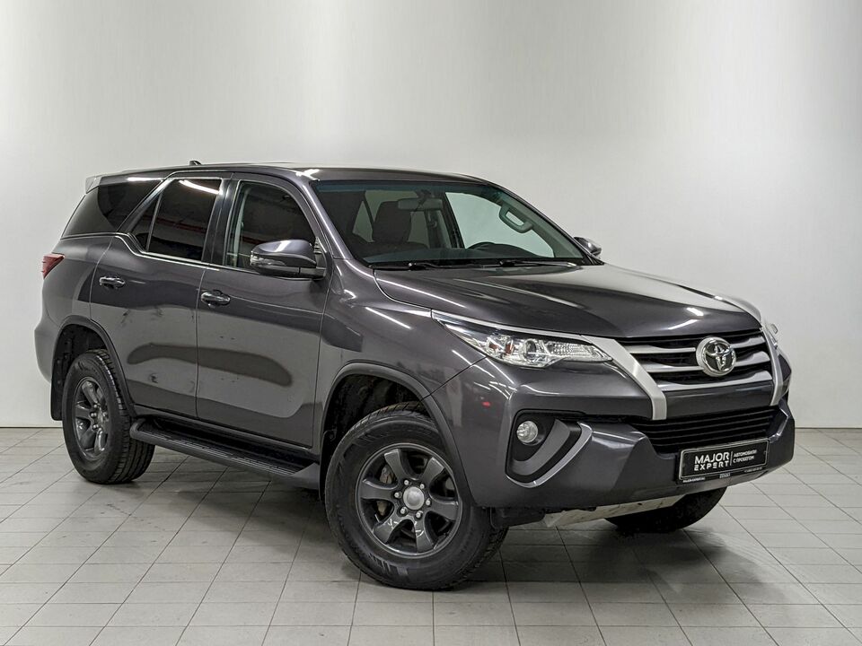 Toyota Fortuner 2019 121 576км фото №3