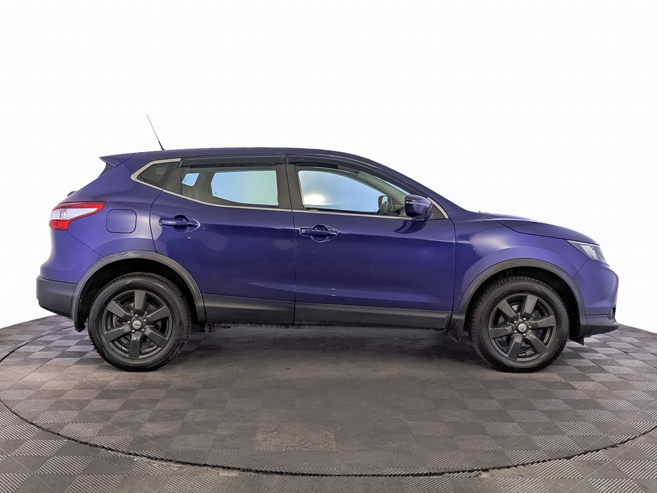 car-card-slide Nissan Qashqai 2016 86 446км фото №4