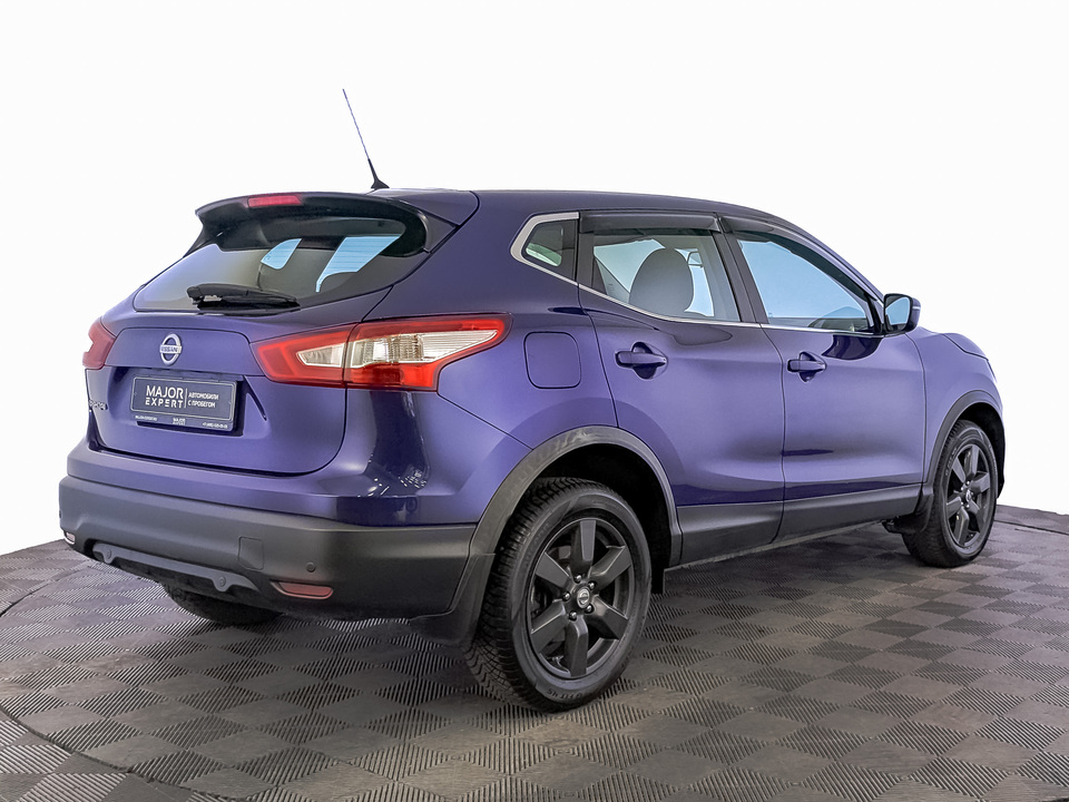 car-card-slide Nissan Qashqai 2016 86 446км фото №5