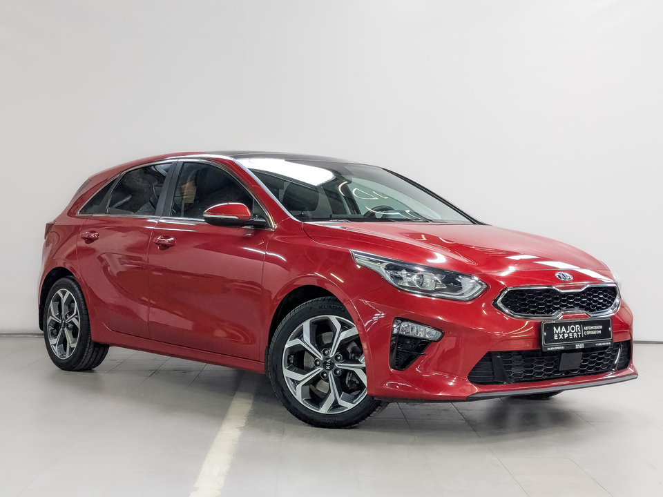 car-card-slide Kia Ceed 2019 29 967км фото №3
