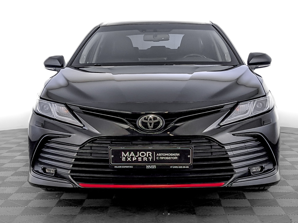 car-card-slide Toyota Camry 2021 56 398км фото №2